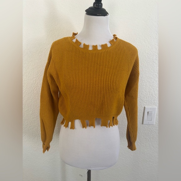 Love J Distressed Fringe Mustard Sweater size S - Picture 6 of 9
